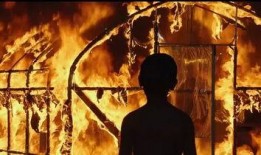 在线观看《燃烧》,燃烧激情，探寻真相的悬疑之旅